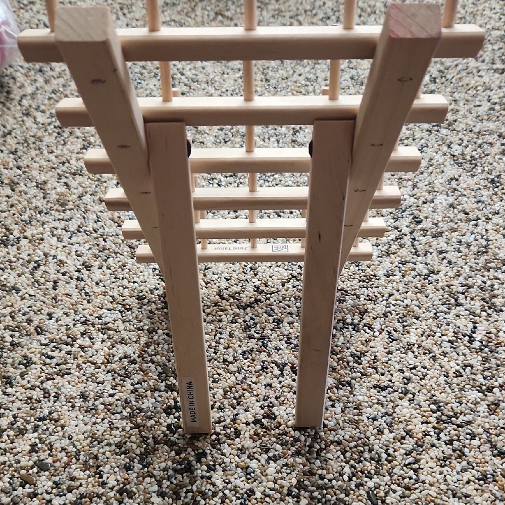 June Tailor Thread Rack For 30 Spools - Picture 5 of 5